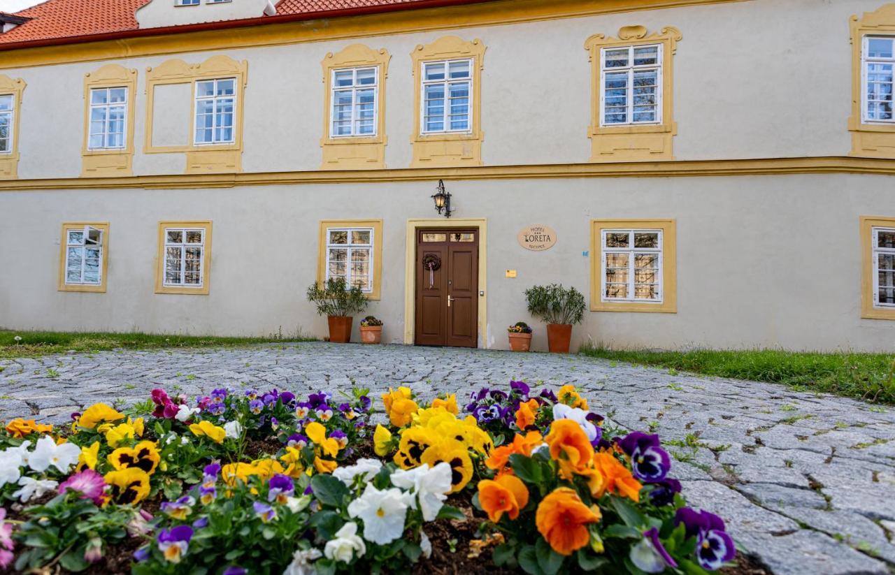 Loreta Hotel Praga Exterior foto
